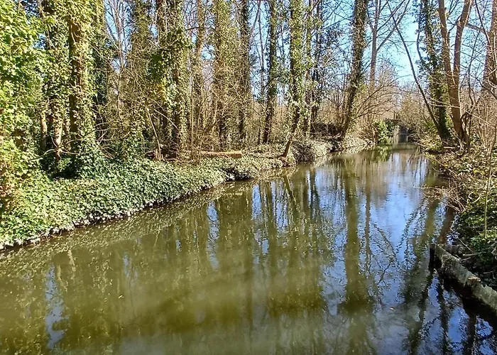 Holiday home Bleue Des Hortillonnages *